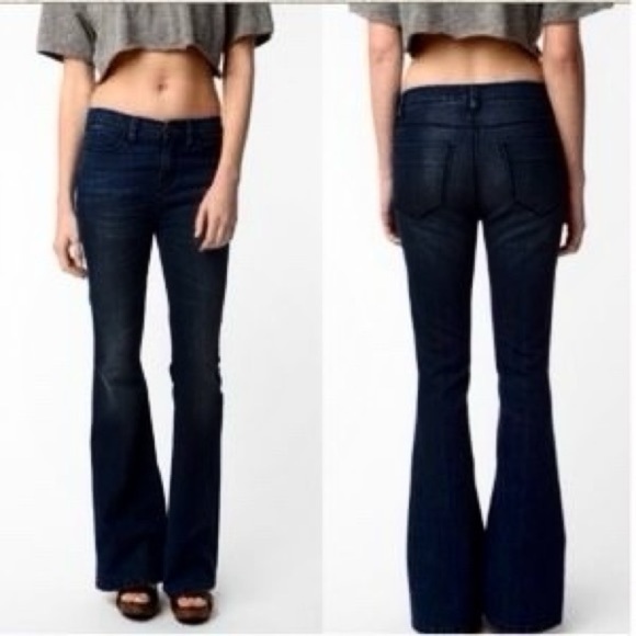 Urban Outfitters Silence + Noise Dark Wash Women’s Low Rise Y2K Flare Jeans 26 - Picture 1 of 10